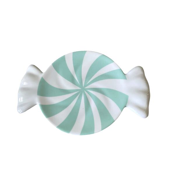 Peppermint Candy Shaped Appetizer Plate Set of 4 Holiday Mint & White Melamine - Picture 3 of 15